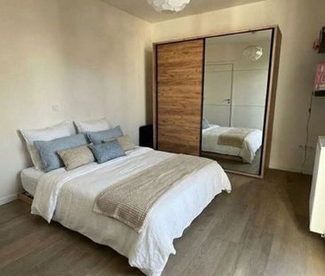 Appartement te huur in Oudenaarde voor € 800 met 1 slaapkamer - Photo 2