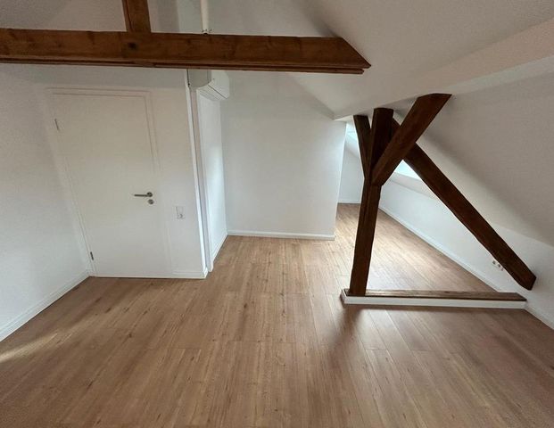 ***Wunderschöne Maisonettwohnung in Wuppertal mit Balkon*** - Foto 1