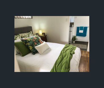 1 Bedroom Fully Self-contained Cabin - Photo 1