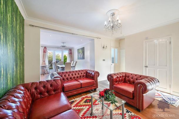 4 bedroom terraced house to rent - Photo 1