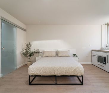 Deluxe Studio - Photo 5