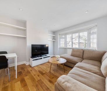 2 Bed Maisonette, Glenhurst Road, N12 - Photo 2
