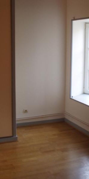 Location Appartement 3 pièces 50m² CHARNAY LES MACON 71850 - Photo 1