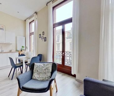 Appartement te huur in Etterbeek voor € 1.100 met 1 slaapkamer - Photo 6