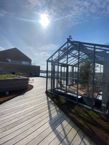 Moderne lejlighed med udsigt og privat terrasse - Photo 3