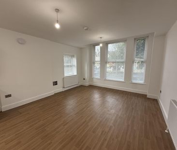 123 Palatine Road, Didsbury - Photo 2