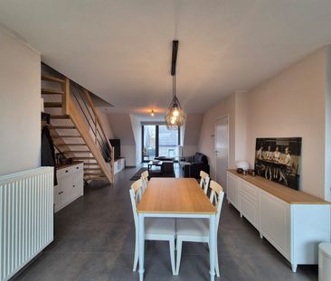 Modern dakappartement met 2 slaapkamers. - Foto 6