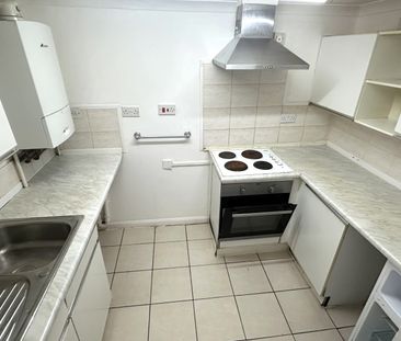 29 Oakhill Road, - Photo 2