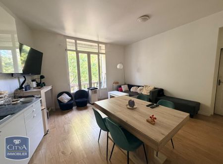 Location Appartement 3 pièces 56m² TOULON 83100 - Photo 2