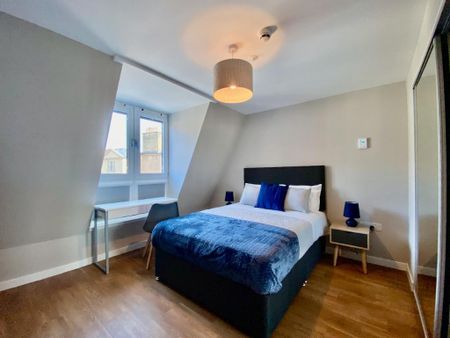 3 bedroom flat to rent - Photo 3