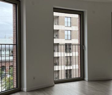 Appartement te huur in Brussel voor € 1.100 met 1 slaapkamer - Photo 5