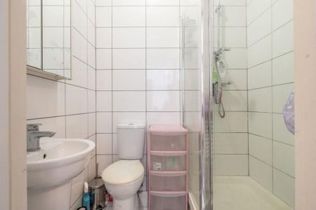 Market Street, Loughborough - Photo 4