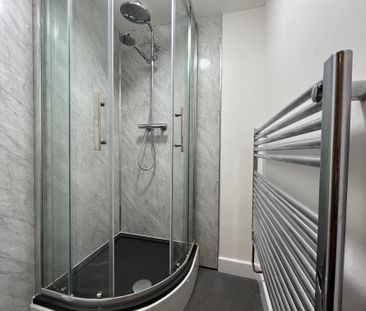 Dove Bank, Uttoxeter - Photo 6