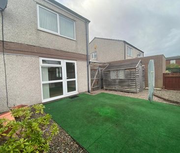 2 bedroom semi-detached house to rent - Photo 5