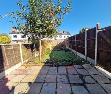 Shoebury Avenue, Shoeburyness, Essex, SS3 - Photo 1