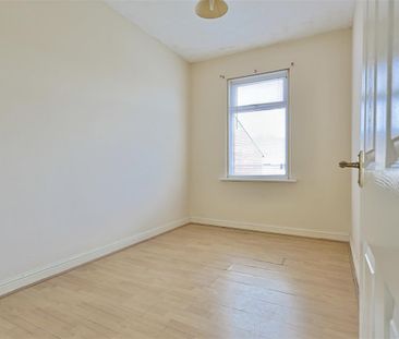 3 bedroom Flat to rent in Plessey Road, Blyth, Northumberland, NE24 - Photo 6