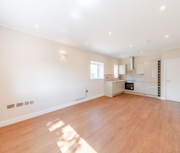 1 bedroom flat to rent - Photo 2