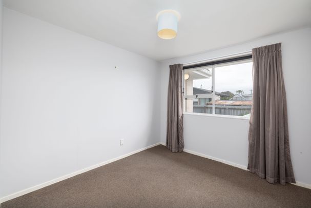 Three Bedroom Unit Close To The Beach! - Photo 1