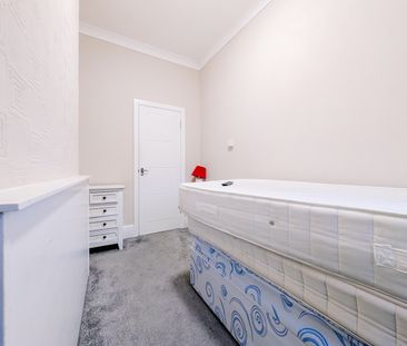 2 Bed Flat, The Grove, RG1 - Photo 1