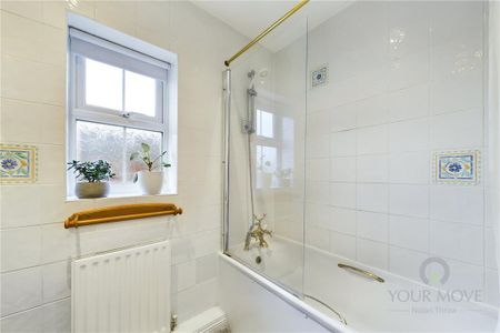3 bedroom terraced house to rent - Photo 3