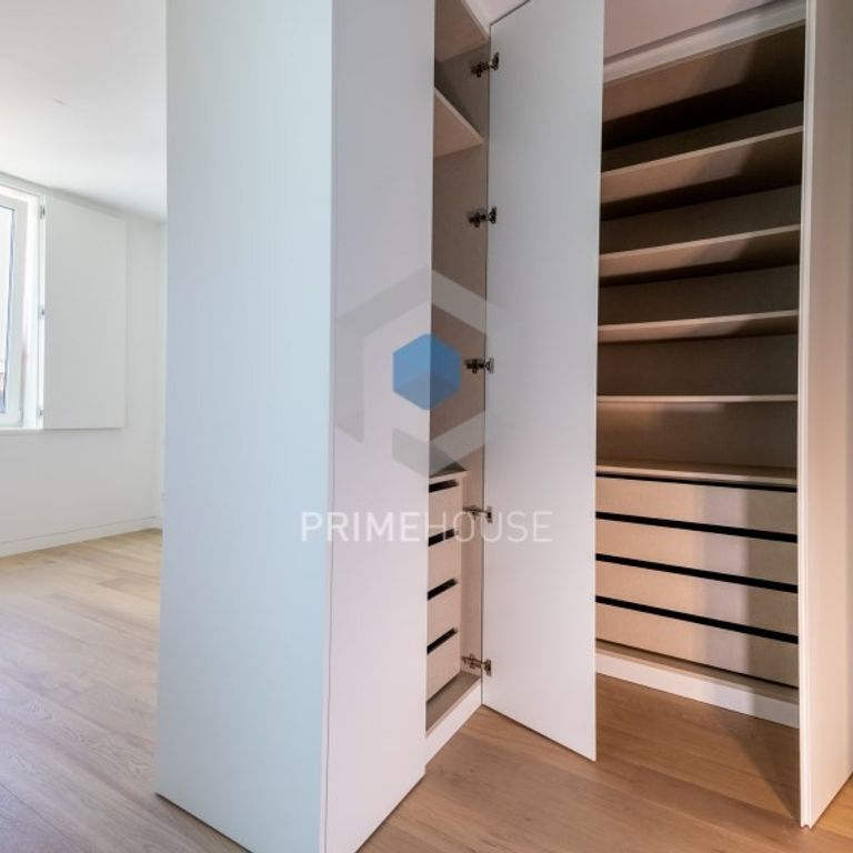 2 bedroom luxury Apartment for rent in Centro (Santos-o-Velho), Lisbon - Photo 1