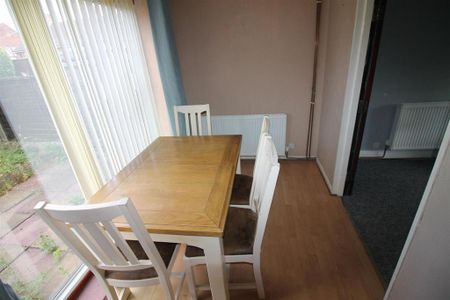 3 bedroom house to rent - Photo 3