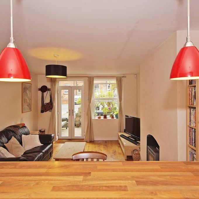 1 bedroom ground floor flat to rent - Photo 1