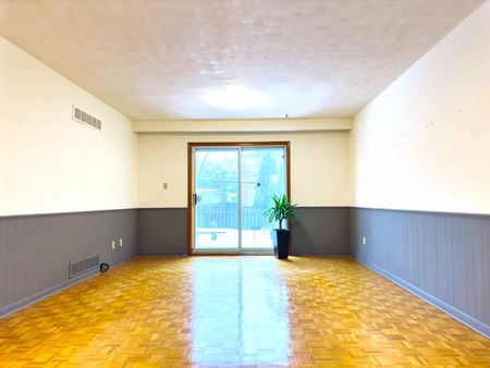 For Lease - 56 Fairchild Avenue Unit# Main, Toronto, Ontario - Photo 2