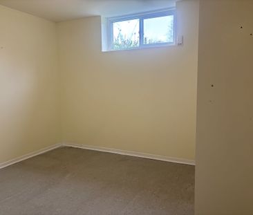 For Lease - 97 Tourmaline Drive, Toronto, Ontario - Photo 6