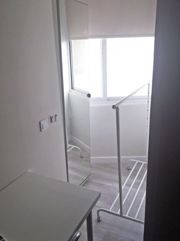 Habitación – Málaga – Cruz de Humilladero- Paseo de los Tilos – 325€ MES – Ref. MA02-01079 - Photo 2