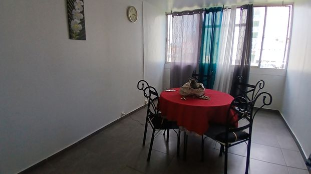 Location Appartement 3 pièces 48m² LES ABYMES 97139 - Photo 1