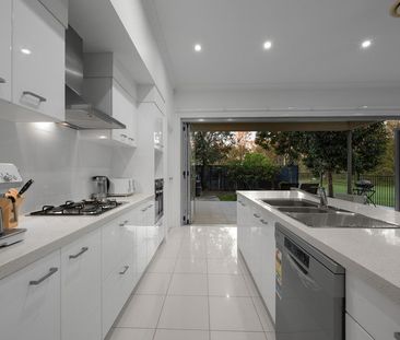 22 Kordan Boulevard, Raceview QLD 4305 - House For Rent | Domain - Photo 2