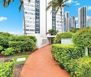 Surfers Paradise - Photo 3