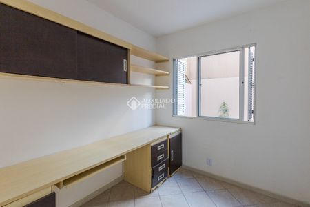 Casa em Condomínio com 4 quartos e 90m² para alugar em Centro, Canoas. - Photo 2