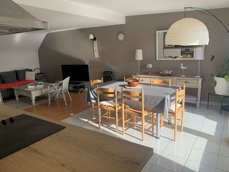 Location Appartement 3 pièces 57m² - Photo 3