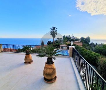 VILLA SUR HAUTEUR DE MENTON GARAVAN - Photo 3