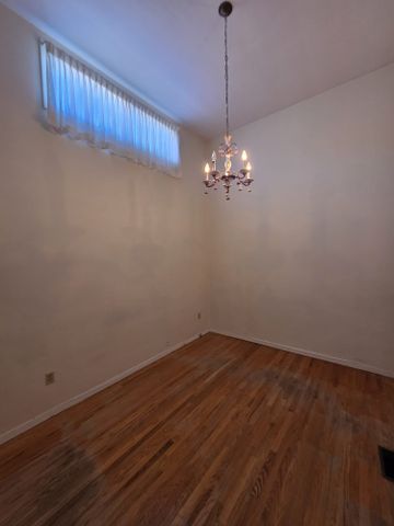 For Lease - 1674 St Clair Avenue, Toronto, Ontario - Photo 4