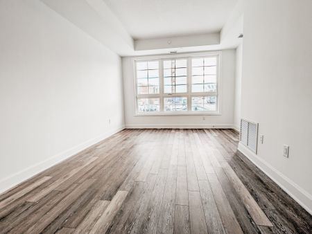 For Lease - 50 Lakebreeze Drive Unit# 109, Clarington, Ontario - Photo 3