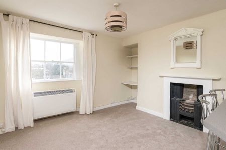 Norfolk Crescent - Photo 3