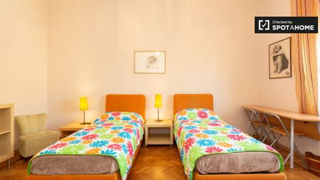 milan, Lombardy 20144 - Photo 3