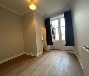 2 Bed Flat, Clarence Drive, G12 - Photo 1