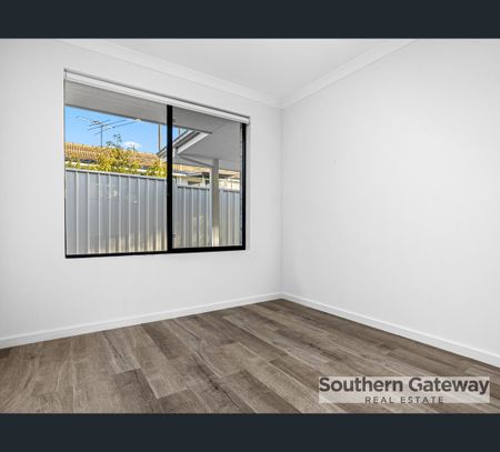 4A RILEY PLACE, Leda, WA 6170 - Photo 2