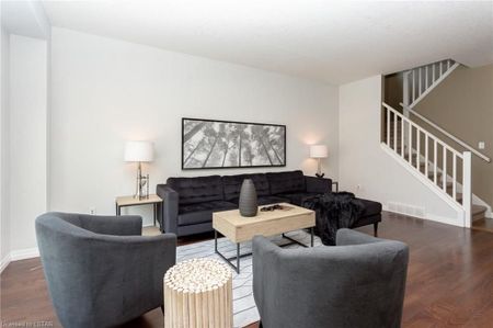 For Lease - 112 North Centre Road Unit# 79, London North, Ontario - Photo 2