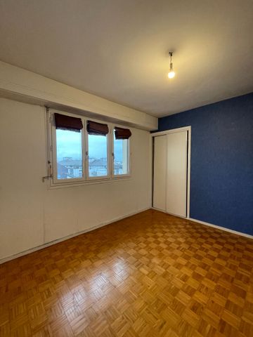 Location Appartement 3 pièces 70m² - Photo 2