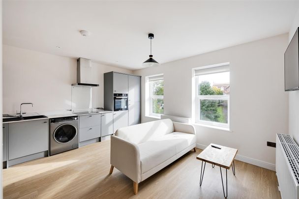 Church Road, Lawrence Hill, Bristol - Photo 1