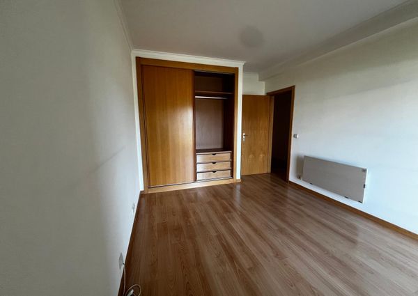 T3 em Esgueira (suite, varandas, cozinha equipada)