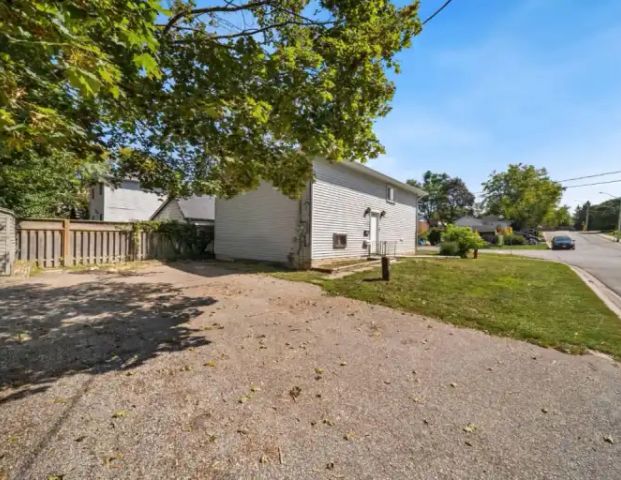 Lower- 218 Hilda Street | 218 Hilda Street, Orillia - Photo 1