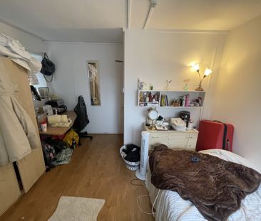 St Michaels Court, Wood Road, Treforest - Photo 5