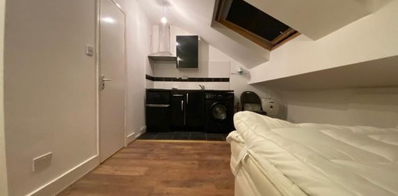 Studio Flat, Grange Park Road, CR7 - Photo 2