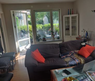 Nils Lövgrens väg, Sköndal - Photo 1